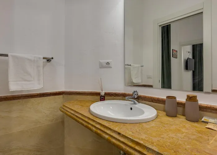 Via Veneto - Dolce Alcova Bed & Breakfast Rome
