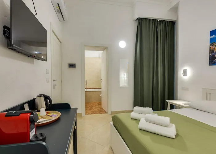 Via Veneto - Dolce Alcova Bed & Breakfast Rome